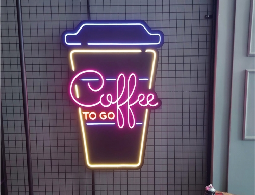Robert’s Coffe Neon